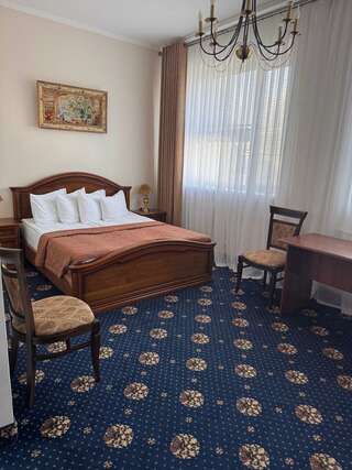 Гостиница Корона Нальчик Улучшенный семейный номер-2