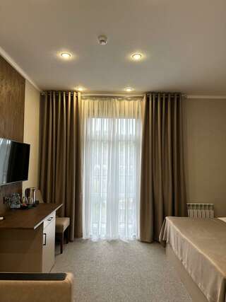 Гостиница Корона Нальчик Двухместный номер с 1 кроватью-3