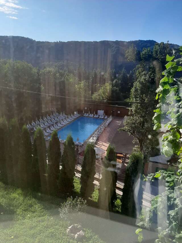 Гостиница Корона Нальчик-90