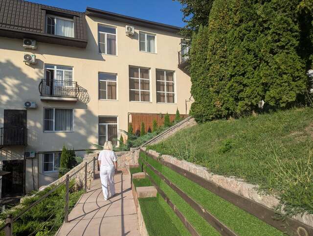 Гостиница Корона Нальчик-125